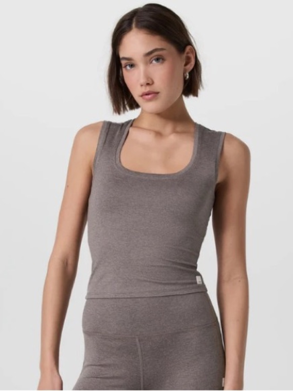 Vuori Halo essential scoop tank in Taupe Brown NEW